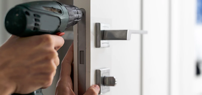 Locksmith For Lock Replacement Near Me in Glenview, IL