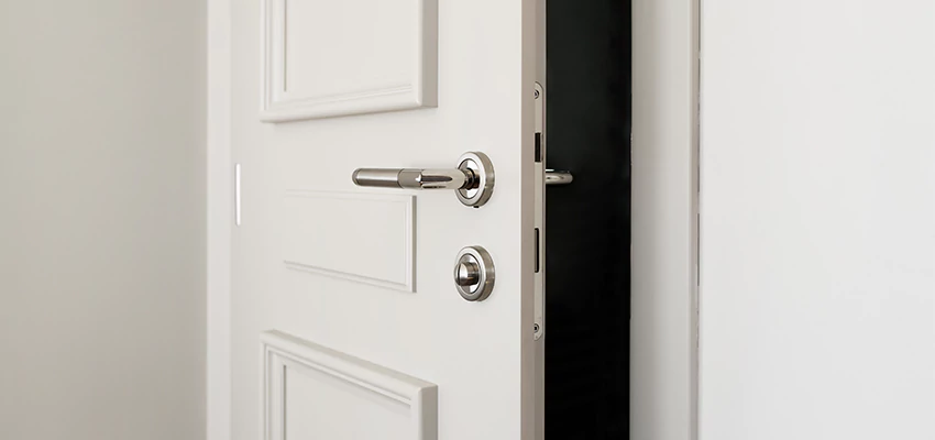 Folding Bathroom Door With Lock Solutions in Glenview, IL